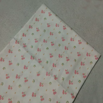 Красивая розовая 100% хлопчатобумажная ткань с мелким цветочным принтом для самостоятельного шитья Цветочная ткань в стиле пэчворк Детское Постельное Белье для квилтинга